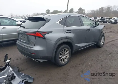2021 Lexus Nx 300 z USA, uszkodzony, nr VIN JTJDARDZ2M2240928